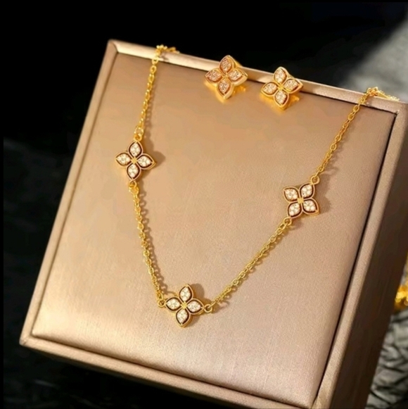 Floral Gold Crystal Set - Picture 10 of 10